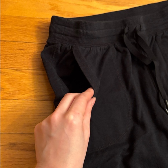 Amazon Essentials Classic Solid Black Heathered Pull-On Jogger Sweatpants Small - Picture 5 of 14